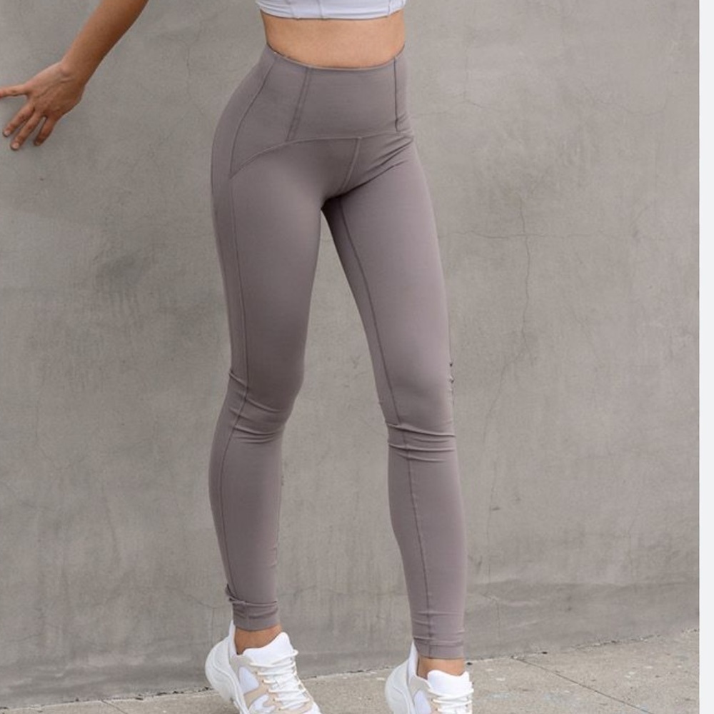 Lululemon limited edition principal dancer leggings